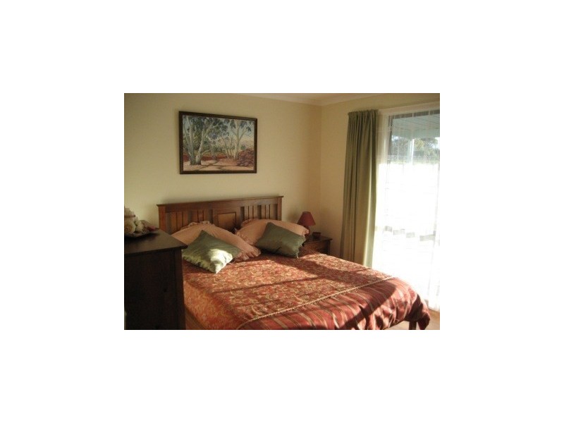 17 Main Coast Road, Ardrossan SA 5571