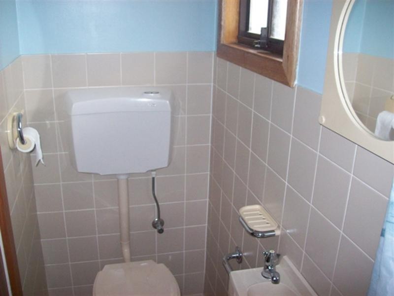 13 Kadina Road, Port Broughton SA 5522