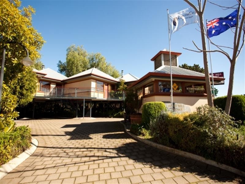 310 Main North Road, Clare SA 5453