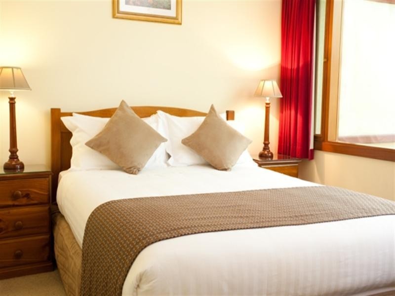 310 Main North Road, Clare SA 5453