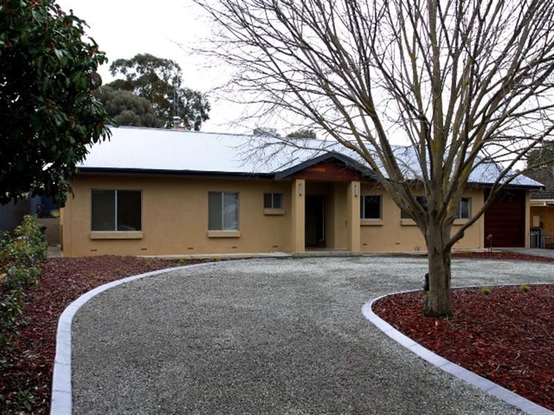 15 Webb Street, Clare SA 5453