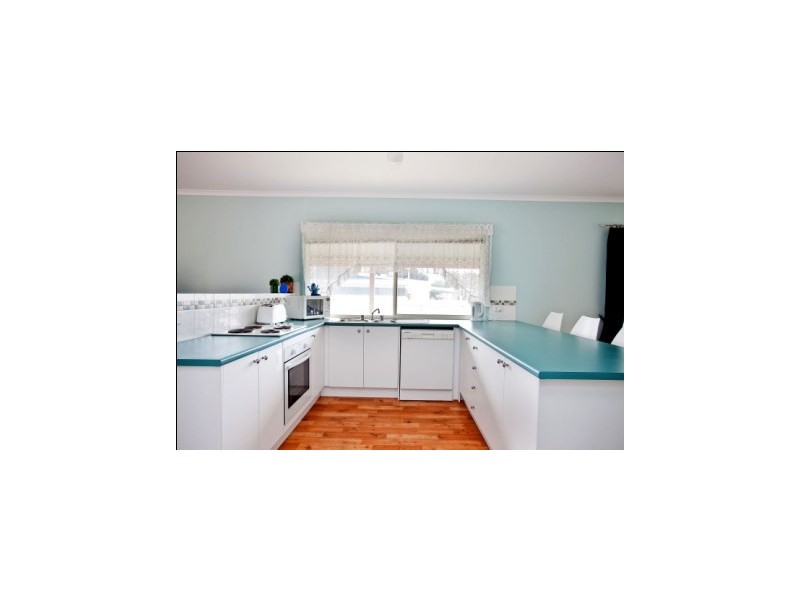 23 Main Street, Port Vincent SA 5581