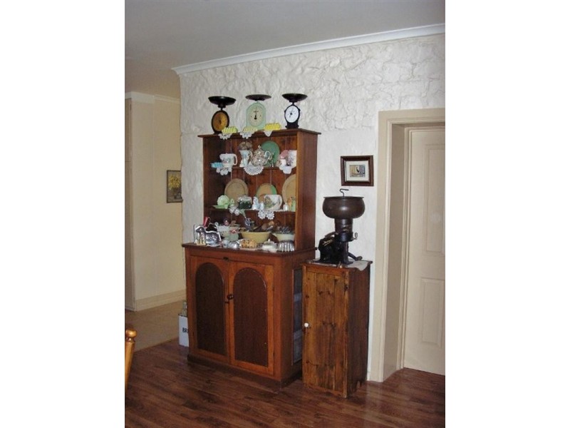 10 Main North Road WATERVALE, Clare SA 5453