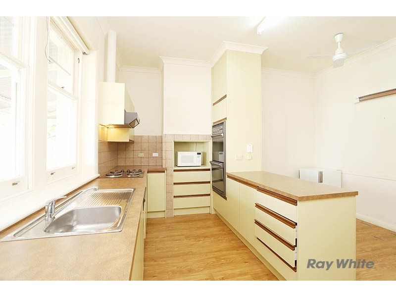 1 Blyth Street, Burra SA 5417