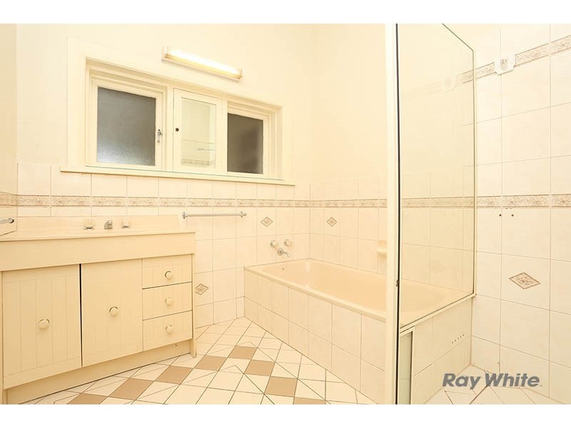 1 Blyth Street, Burra SA 5417