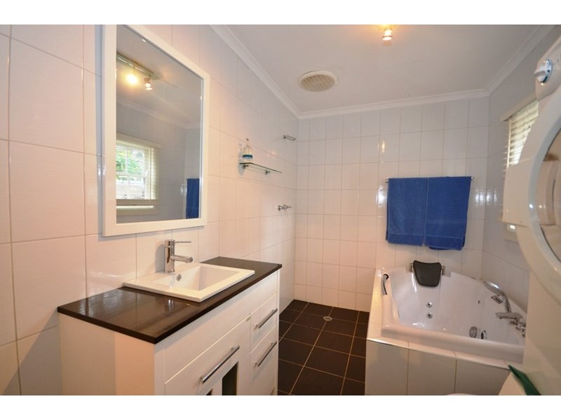 4/ 13 Warenda Road, Clare SA 5453