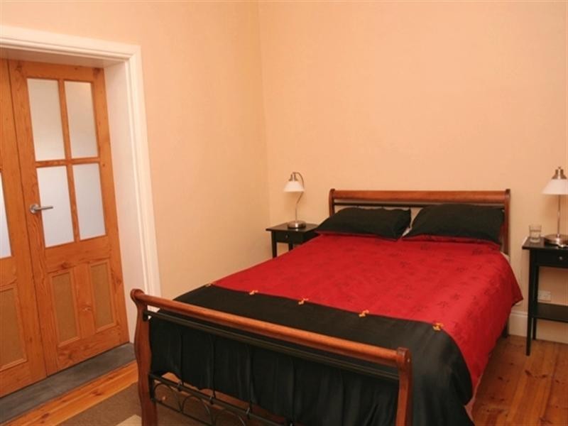 9 Harriett Street, Clare SA 5453