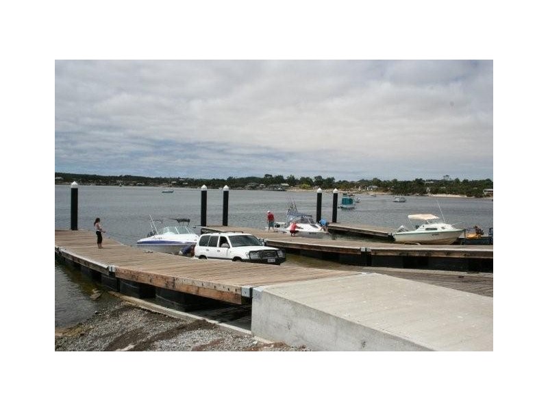 147 Esplanade, Coffin Bay SA 5607