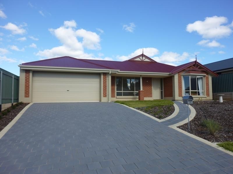 11 Pandappa Drive, Clare SA 5453