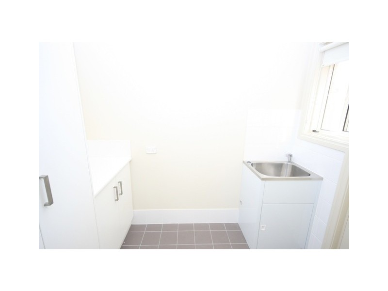 8/372 Main North Road, Clare SA 5453