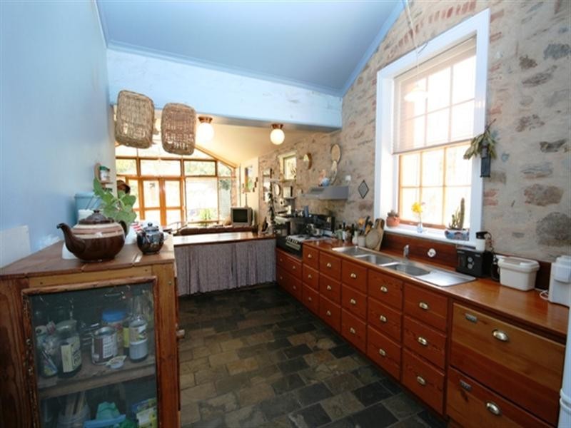 1 Young Street, Burra SA 5417