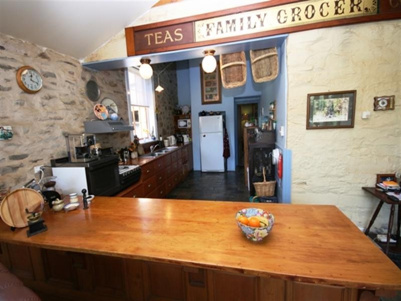 1 Young Street, Burra SA 5417