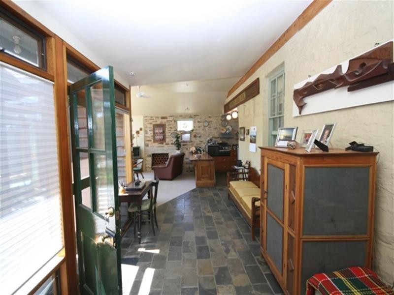 1 Young Street, Burra SA 5417