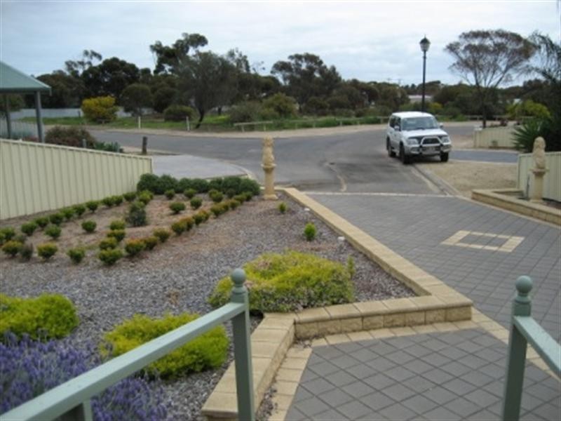 17 Burford Avenue, Ardrossan SA 5571