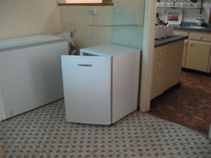 18 Yelta Street, Port Clinton SA 5570