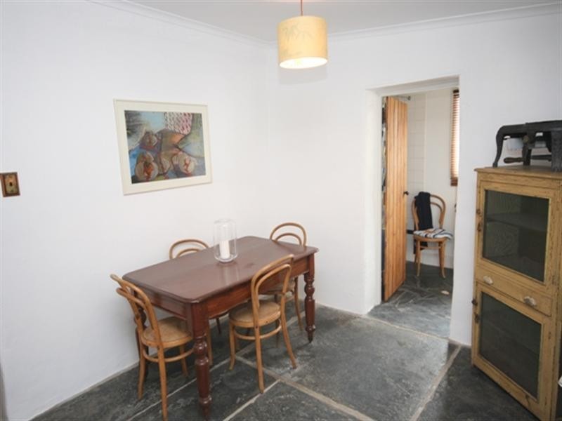 54 Victoria Road, Clare SA 5453