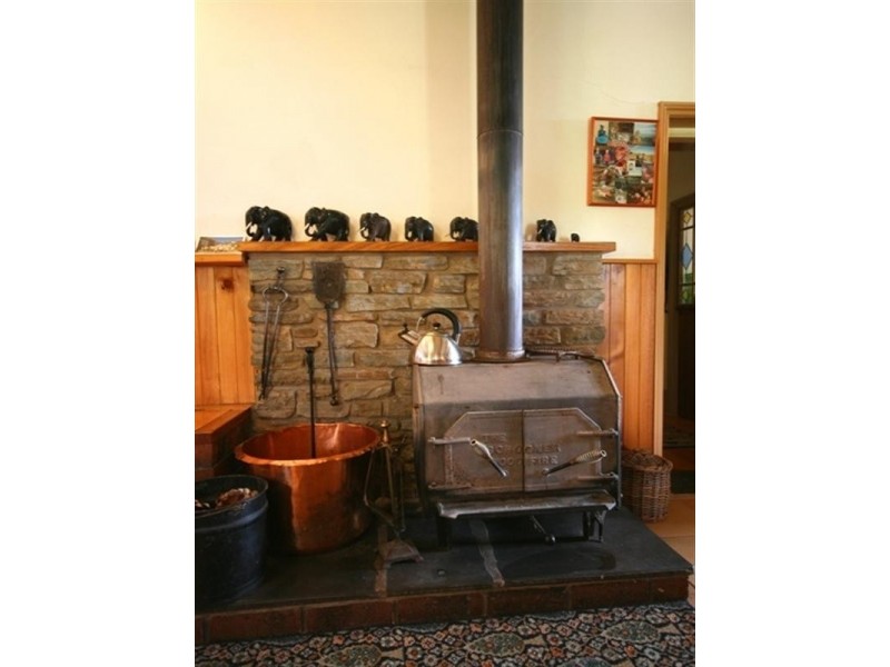 18 Cnr Elder and Archer Street, Auburn SA 5451