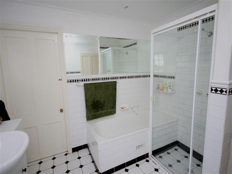 18 Cnr Elder and Archer Street, Auburn SA 5451