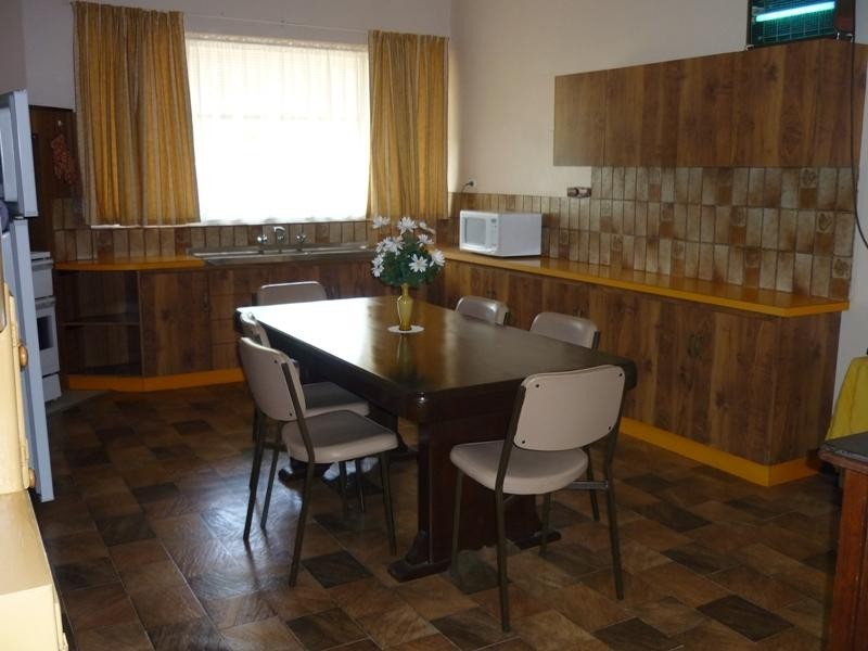 4 Oxford Street, Jamestown SA 5491