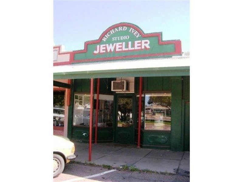 37 Herbert Street, Laura SA 5480