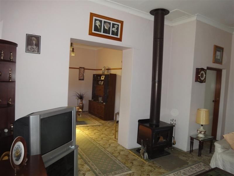 2 Bests Place, Burra SA 5417