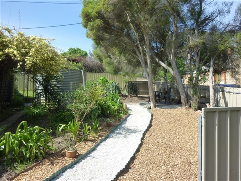 56 Victoria Road, Clare SA 5453