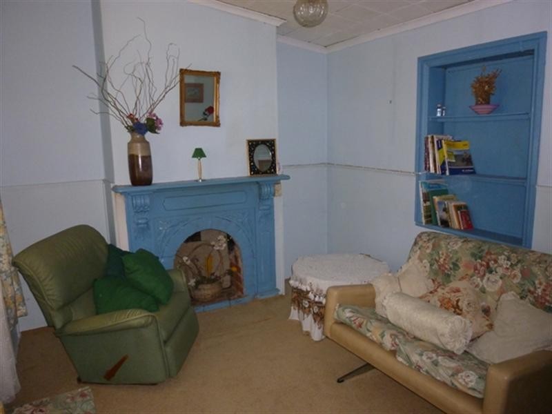 56 Victoria Road, Clare SA 5453