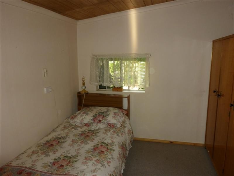 56 Victoria Road, Clare SA 5453