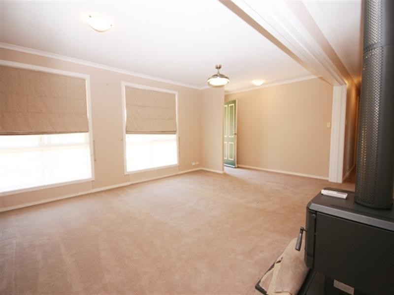 4 Kelly Street, Clare SA 5453