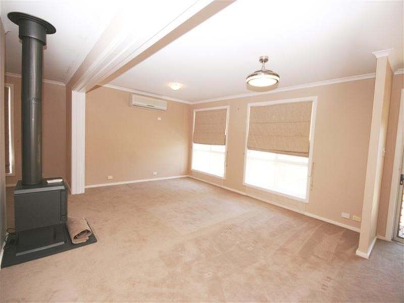 4 Kelly Street, Clare SA 5453