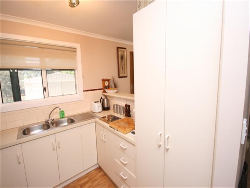 4 Kelly Street, Clare SA 5453