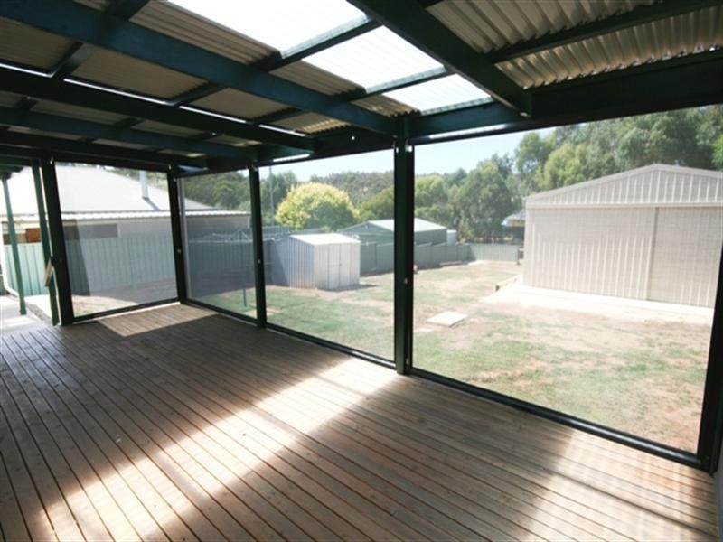 4 Kelly Street, Clare SA 5453