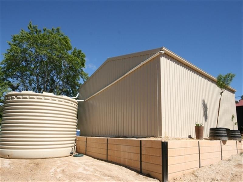 4 Kelly Street, Clare SA 5453