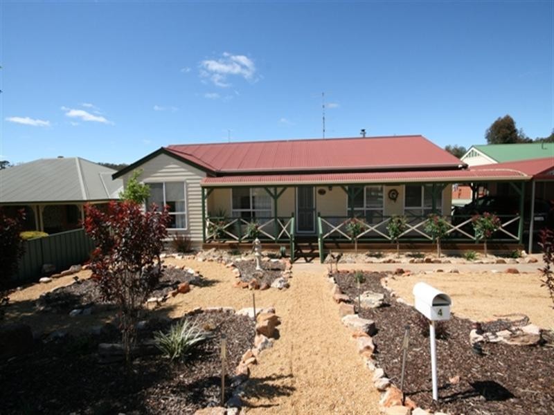 4 Kelly Street, Clare SA 5453