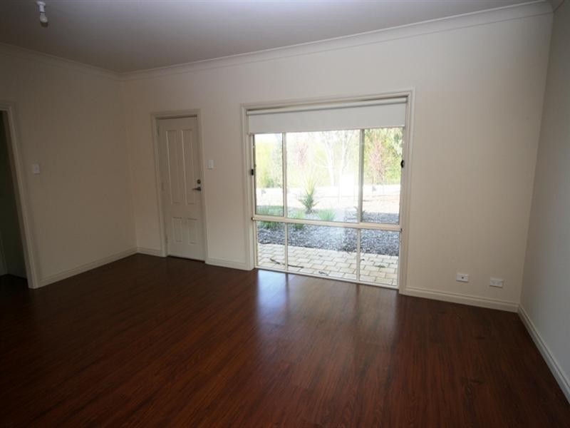 8, 372 Main North Road (Clarevale Estate), Clare SA 5453