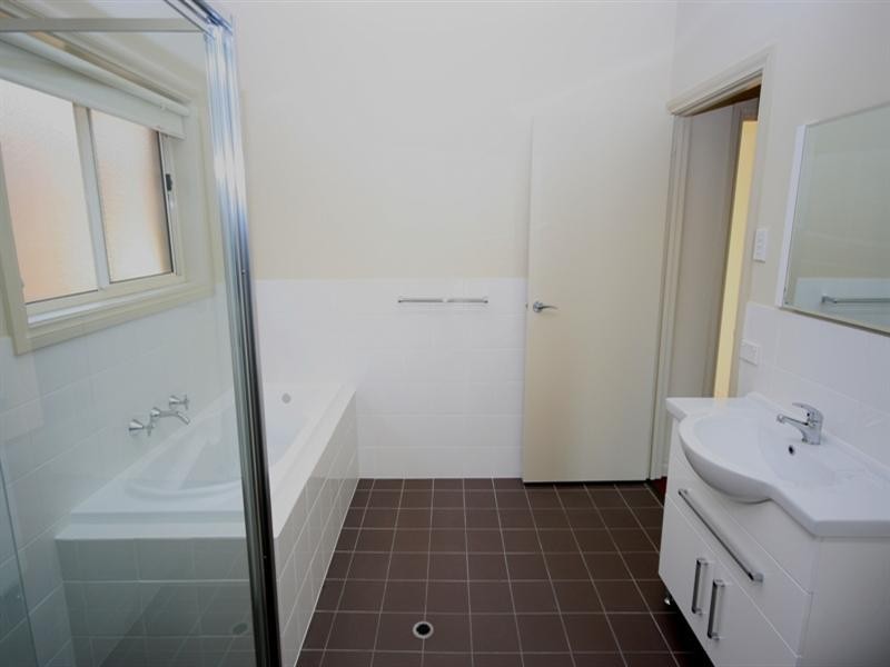 8, 372 Main North Road (Clarevale Estate), Clare SA 5453