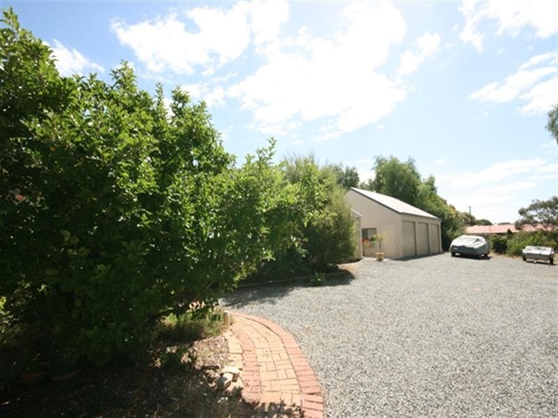 24 St Vincent Street, Auburn SA 5451