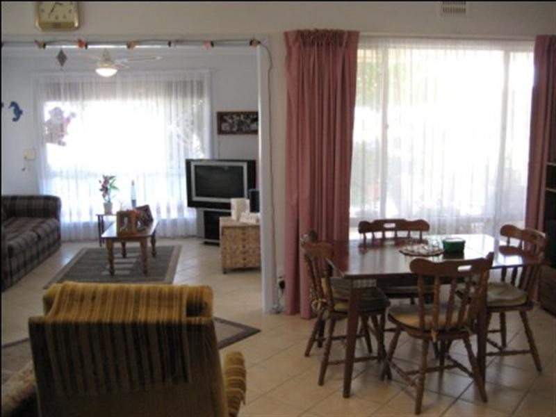 13 Beach Road, Pine Point SA 5571