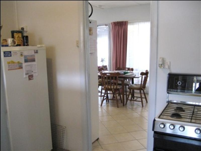 13 Beach Road, Pine Point SA 5571