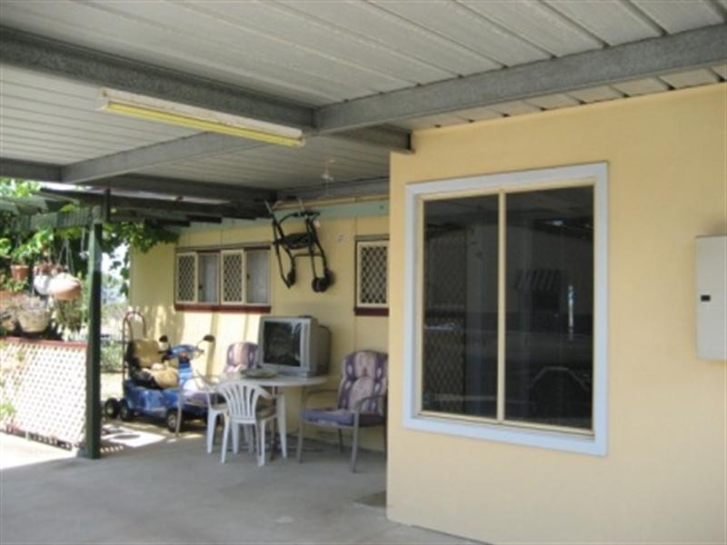 13 Beach Road, Pine Point SA 5571