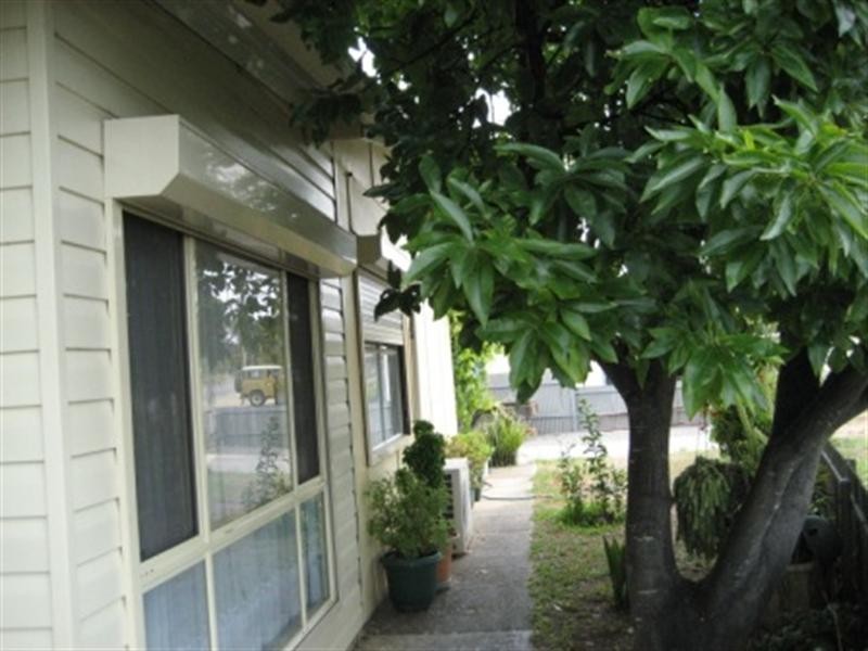 13 Beach Road, Pine Point SA 5571