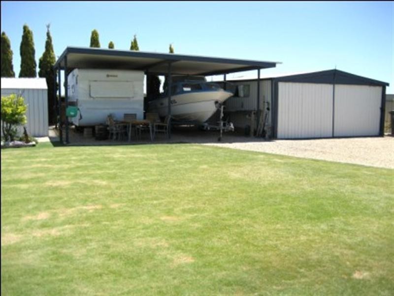 13 Allen Road, Tiddy Widdy Beach SA 5571