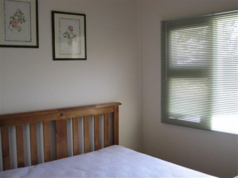 17 Young Avenue, Port Vincent SA 5581