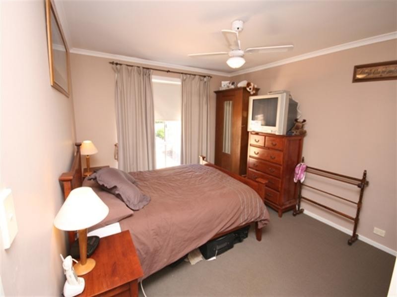 4 Kelly Street, Clare SA 5453