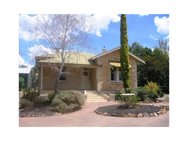 36 Blyth Road, Clare SA 5453