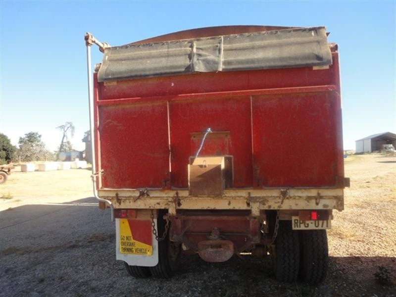 Clearing Sale Claremont Road, Hill River SA 5453