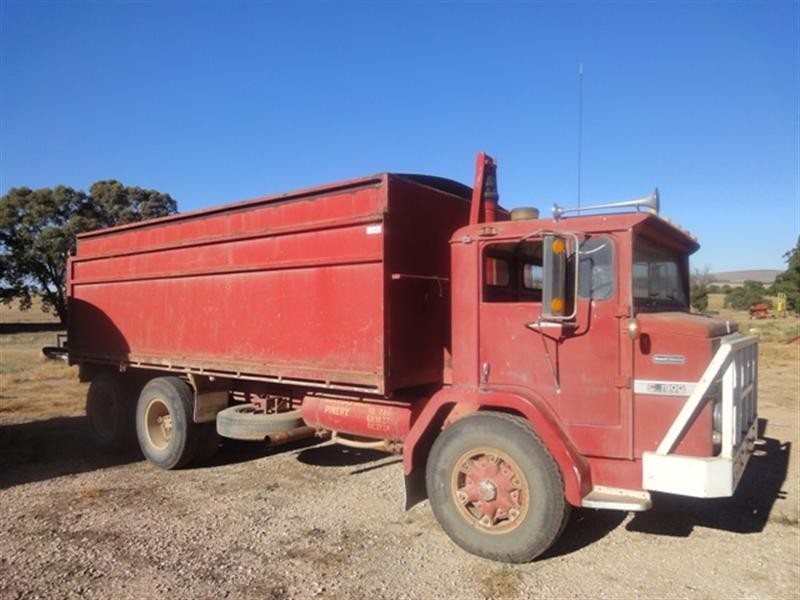 Clearing Sale Claremont Road, Hill River SA 5453