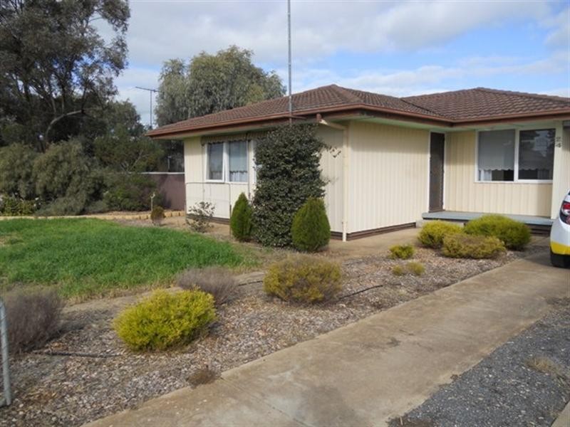 24 Kelly Street, Balaklava SA 5461