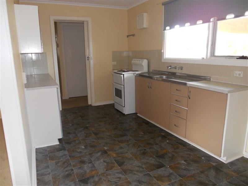 24 Kelly Street, Balaklava SA 5461