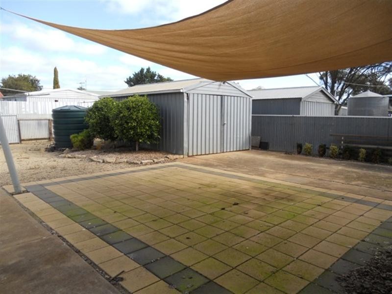 24 Kelly Street, Balaklava SA 5461